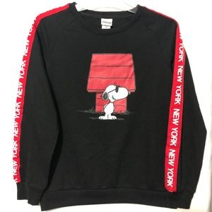 Snoopy Macys Exclusive NEW YORK Sweatshirt